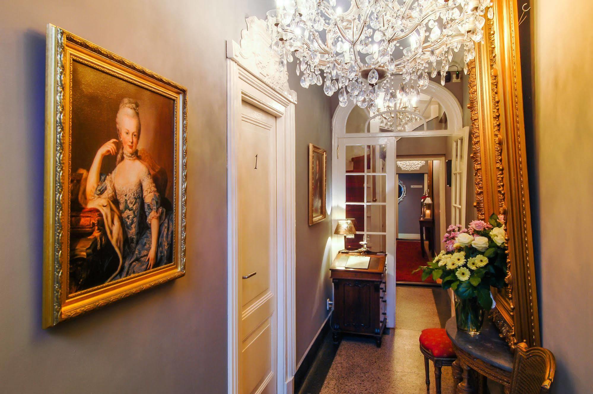 Boutique Hotel Huys Van Leyden Экстерьер фото